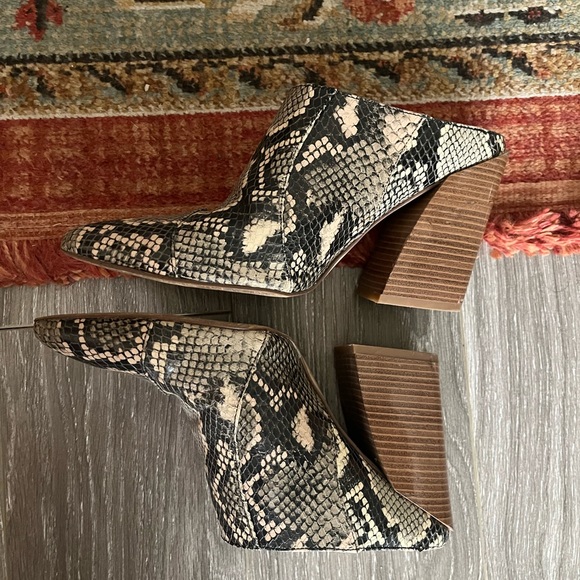 Sam Edelman Booties - Picture 5 of 6